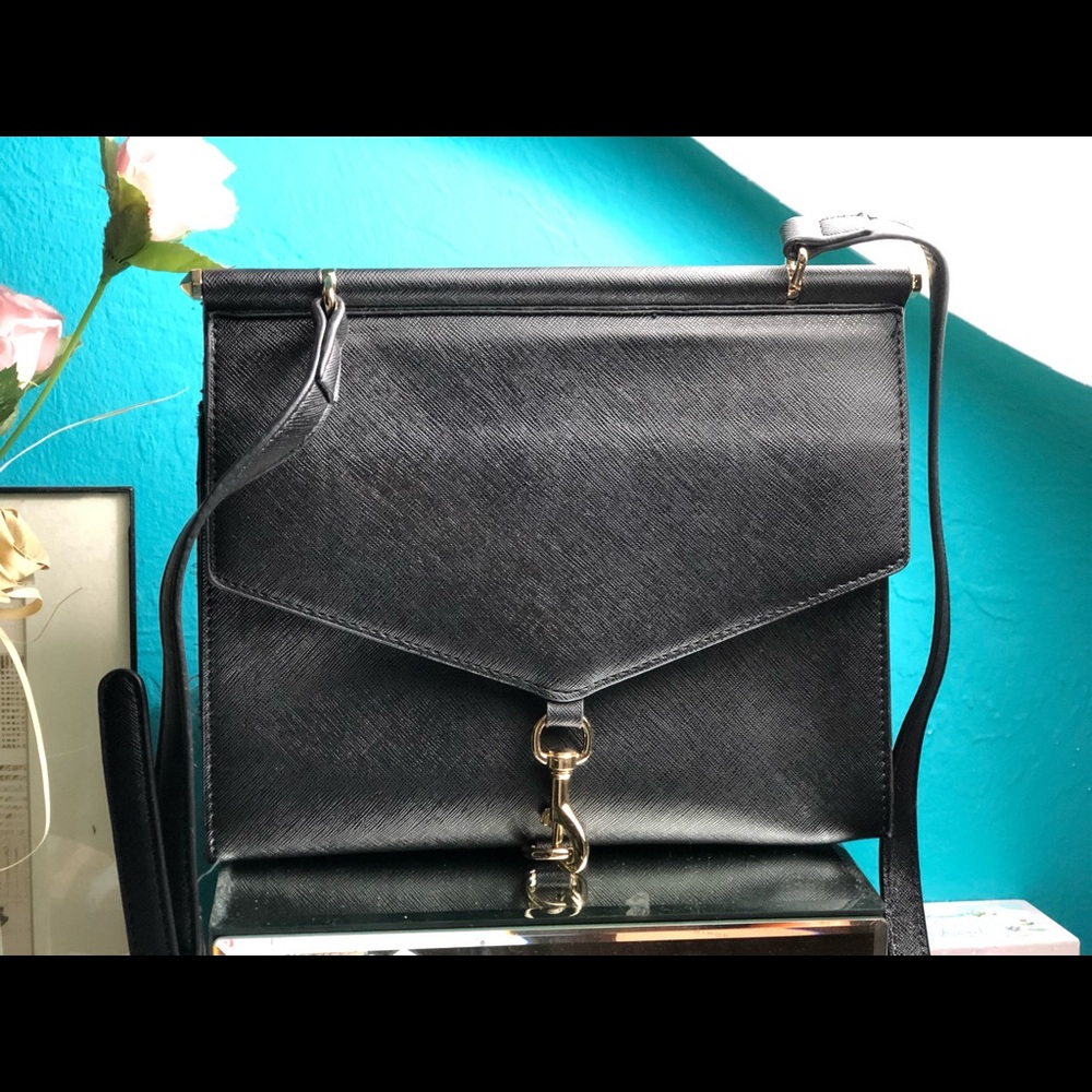 Lionel Brittany Crossbody